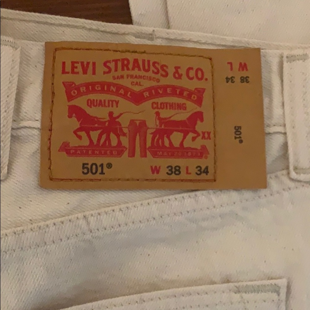 Levi Jeans - Picture 3 of 4